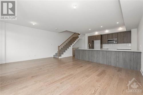 145 Lemon Leaf Lane, Ottawa, ON - Indoor Photo Showing Kitchen