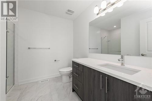 145 Lemon Leaf Lane, Ottawa, ON - Indoor Photo Showing Bathroom