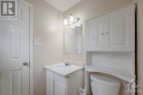3756 Dunrobin Road, Ottawa, ON - Indoor Photo Showing Bathroom
