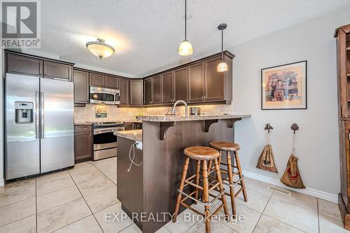 16 Creighton Avenue, Guelph, ON - Indoor Photo Showing Kitchen With Upgraded Kitchen