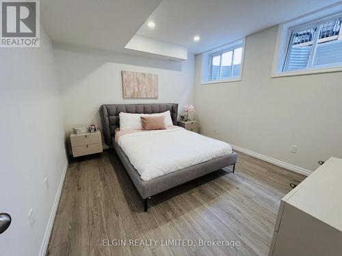 52 Braun Avenue, Tillsonburg, ON - Indoor Photo Showing Bedroom