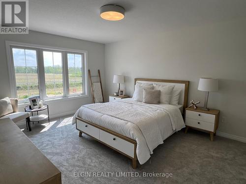 52 Braun Avenue, Tillsonburg, ON - Indoor Photo Showing Bedroom