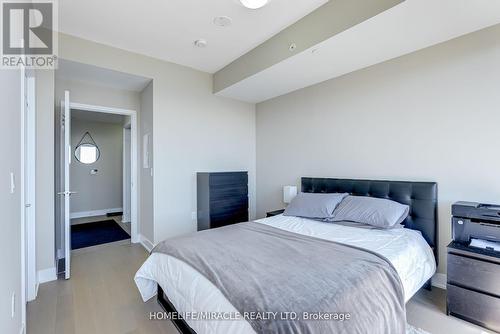 4818 - 30 Shore Breeze Drive, Toronto, ON - Indoor Photo Showing Bedroom