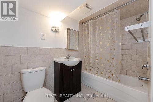 39 Edwin Drive, Brampton, ON - Indoor Photo Showing Bathroom