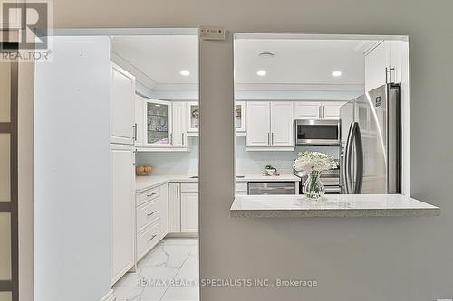 174 - 20 Moonstone Byway, Toronto, ON - Indoor Photo Showing Kitchen