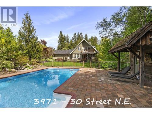 3971 30 Street Ne, Salmon Arm, BC - Outdoor With In Ground Pool With Backyard
