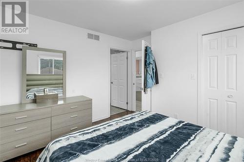 738 Bensette, Windsor, ON - Indoor Photo Showing Bedroom