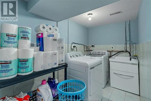 738 Bensette, Windsor, ON - Indoor Photo Showing Laundry Room