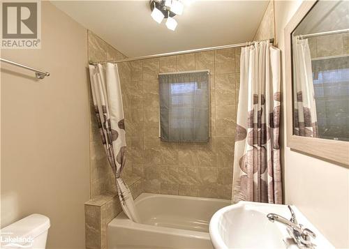 103 Mississaga Street W, Orillia, ON - Indoor Photo Showing Bathroom