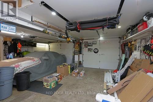 10 Oregon Road, London, ON - Indoor Photo Showing Garage