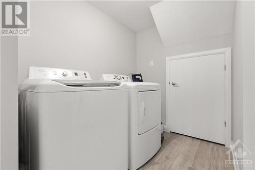 161 Attwell Private, Ottawa, ON - Indoor Photo Showing Laundry Room