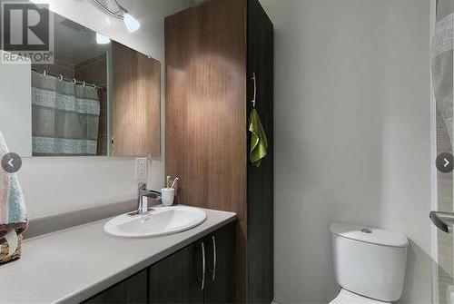 1565 Noble Court Unit# 207, Kelowna, BC - Indoor Photo Showing Bathroom