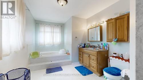 55 Morton Crescent, Barrie (Sunnidale), ON - Indoor Photo Showing Bathroom