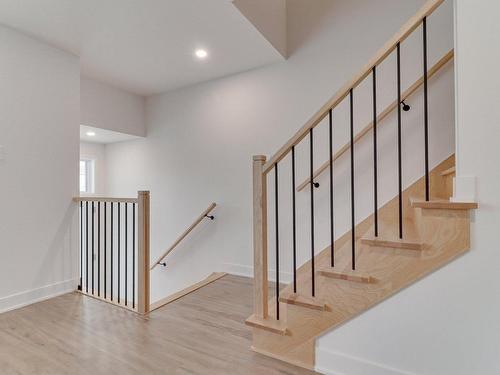 Escalier - 805 Rue Des Balades, Laval (Duvernay), QC - Indoor Photo Showing Other Room