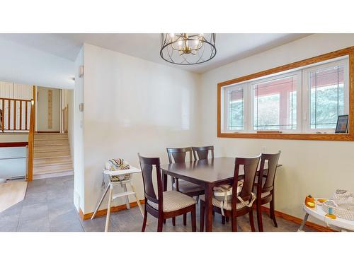3470 53Rd Street S, Cranbrook, BC - Indoor Photo Showing Dining Room
