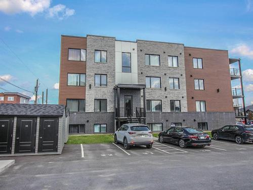 Parking - 102-2357 Rue Harold-Cooke, Sherbrooke (Les Nations), QC - Outdoor With Facade