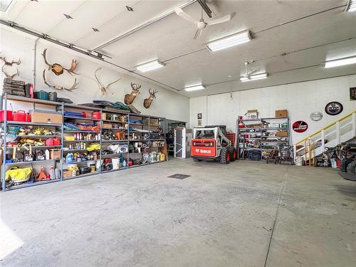 69071 116W Road, Brandon, MB - Indoor Photo Showing Garage