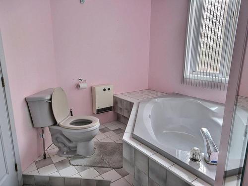 Bathroom - 2962 Rg Francoeur, Rouyn-Noranda, QC - Indoor Photo Showing Bathroom