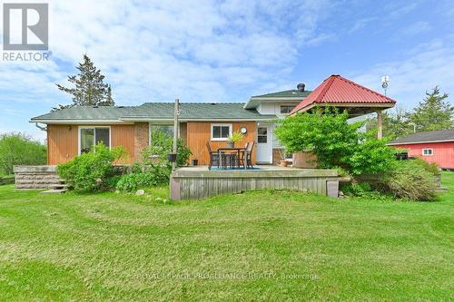 370 Cunningham Road, Prince Edward County, ON - Outdoor With Backyard