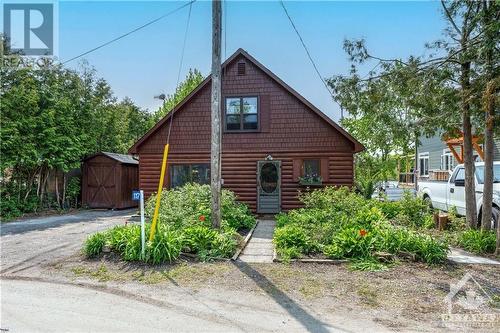 117 Bay Street, Carleton Place, ON - Outdoor