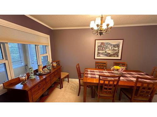 243 4Th Avenue, Kimberley, BC - Indoor Photo Showing Dining Room