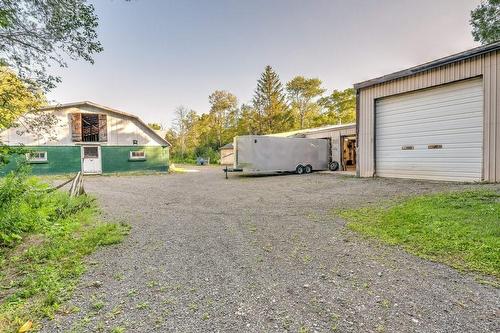 6693 Concession 1 Road, Puslinch, ON - Outdoor With Exterior