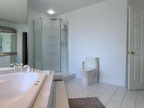 Salle de bains attenante Ã  la CCP - 834 Rue Bougainville, Repentigny (Repentigny), QC - Indoor Photo Showing Bathroom