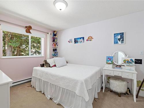 1333 Carmel Pl, Nanoose Bay, BC - Indoor Photo Showing Bedroom
