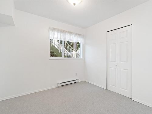 1333 Carmel Pl, Nanoose Bay, BC - Indoor Photo Showing Other Room