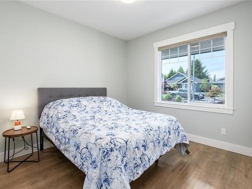 923 Prestwick Pl, Courtenay, BC - Indoor Photo Showing Bedroom