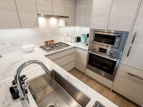 2203-777 Herald St, Victoria, BC - Indoor Photo Showing Kitchen With Upgraded Kitchen