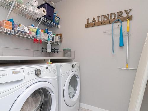 406 Bonaparte St, Colwood, BC - Indoor Photo Showing Laundry Room