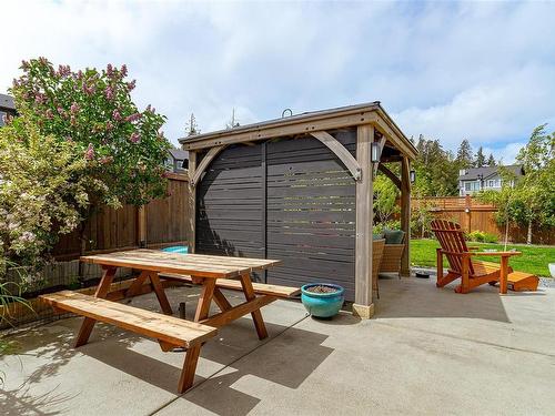 406 Bonaparte St, Colwood, BC - Outdoor