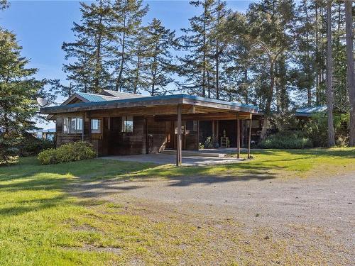 6055 Maclean Rd, Hornby Island, BC - Outdoor