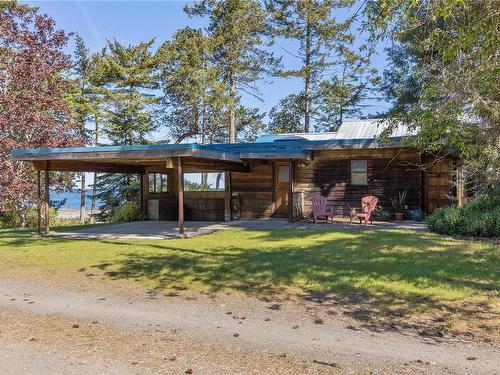 6055 Maclean Rd, Hornby Island, BC - Outdoor