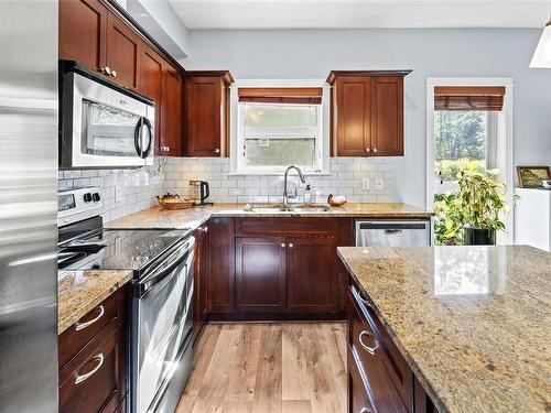 107-201 Nursery Hill Dr, View Royal, BC - Indoor Photo Showing Kitchen With Double Sink With Upgraded Kitchen