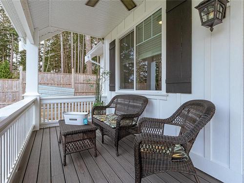 4510 Thompson Clarke Dr East, Bowser, BC - Outdoor With Deck Patio Veranda With Exterior