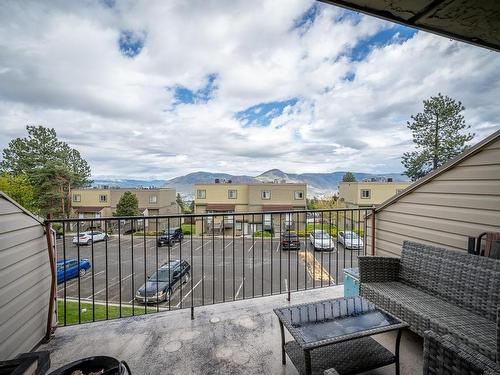 54-1750 Summit Drive, Kamloops, BC - Outdoor With Exterior