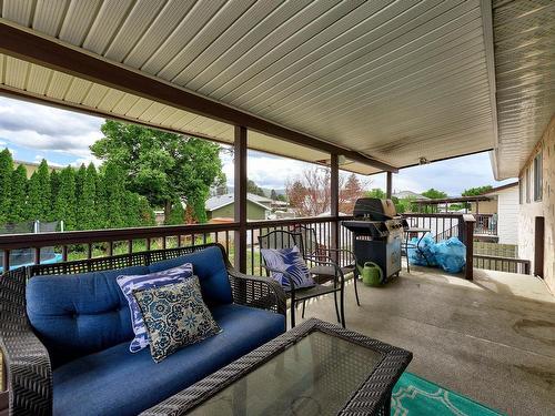 2531 Parkcrest Ave, Kamloops, BC - Outdoor With Deck Patio Veranda With Exterior