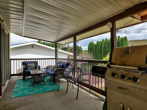 2531 Parkcrest Ave, Kamloops, BC - Outdoor With Deck Patio Veranda With Exterior