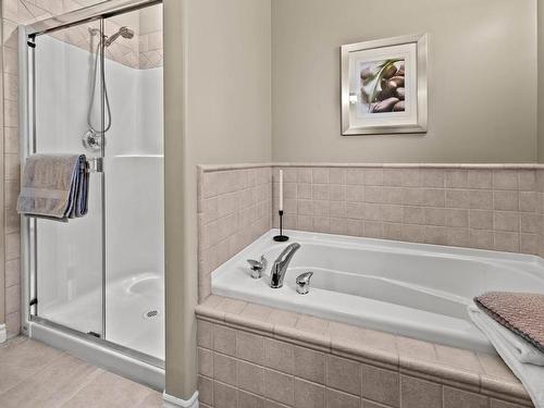 1542 Westerdale Drive, Kamloops, BC - Indoor Photo Showing Bathroom