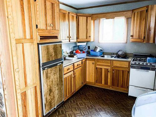 Lot 6 Coli Lake, Red Lake, ON - Indoor Photo Showing Kitchen