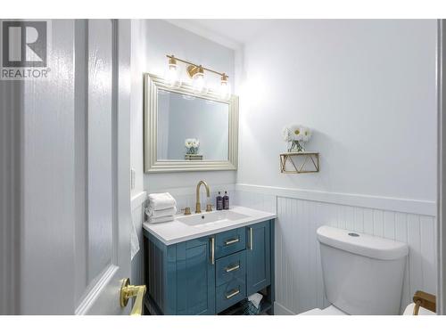 6907 Peach Orchard Road, Summerland, BC - Indoor Photo Showing Bathroom