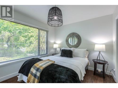 6907 Peach Orchard Road, Summerland, BC - Indoor Photo Showing Bedroom