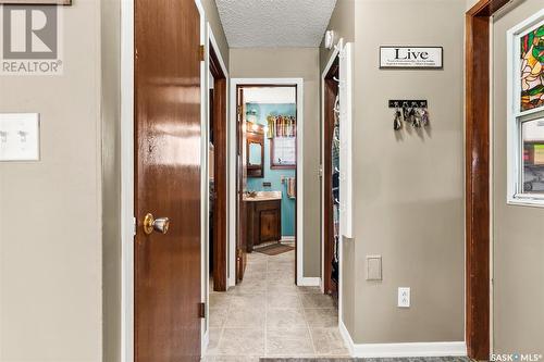 303 2Nd Avenue W, Montmartre, SK - Indoor Photo Showing Other Room