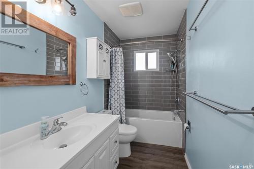 3084 6Th Avenue W, Prince Albert, SK - Indoor Photo Showing Bathroom