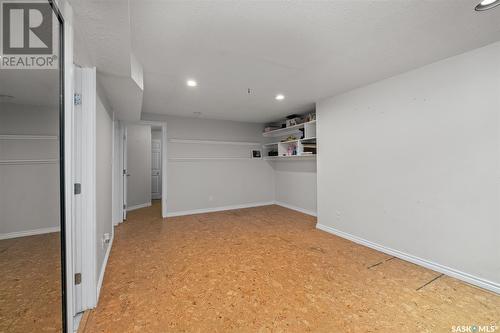 3084 6Th Avenue W, Prince Albert, SK - Indoor Photo Showing Other Room