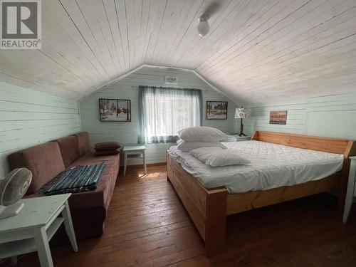 0 Top Lake, Island Lake, ON - Indoor Photo Showing Bedroom