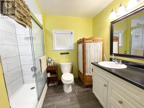 0 Top Lake, Island Lake, ON - Indoor Photo Showing Bathroom