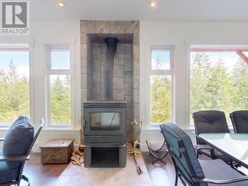 2389 Wall Street, Texada Island, BC - Indoor With Fireplace
